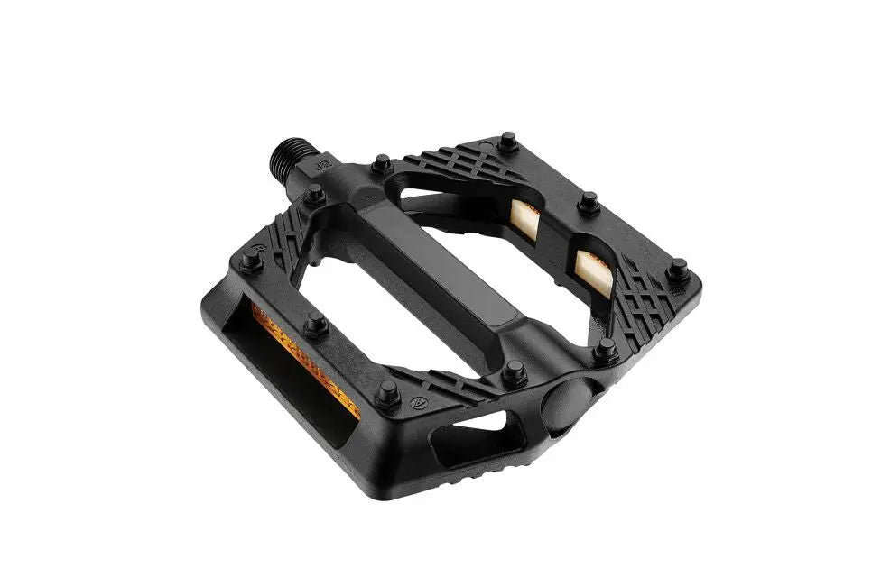 Giant Platform Plastic Black Pedal Giant