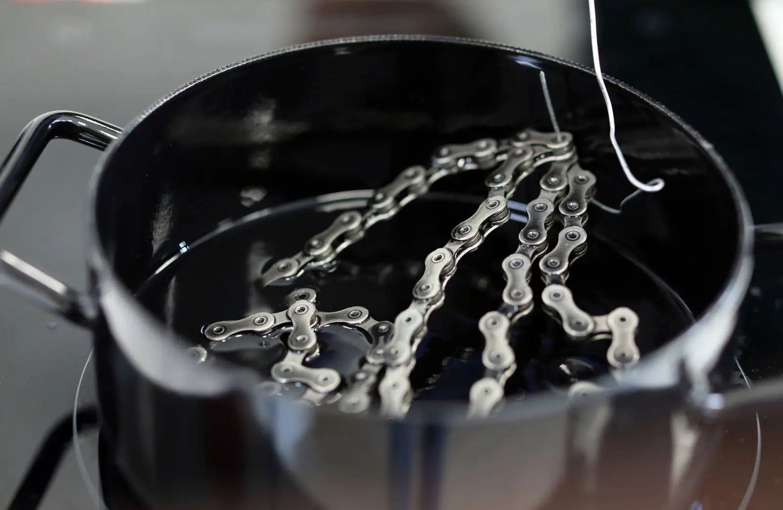 absoluteBLACK GRAPHENWax Hot Melt Chain Wax Lubricant absoluteBLACK