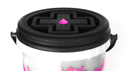 Muc-Off Dirt Bucket Bike Cleaning Kit w/ Filth Filter