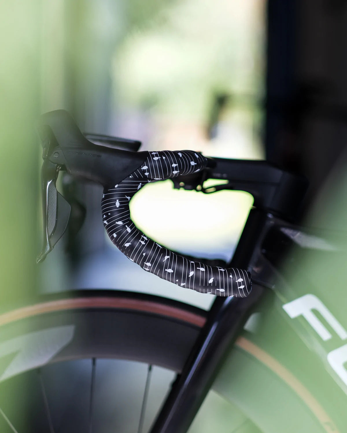 Escape vai e basta Bar Tape